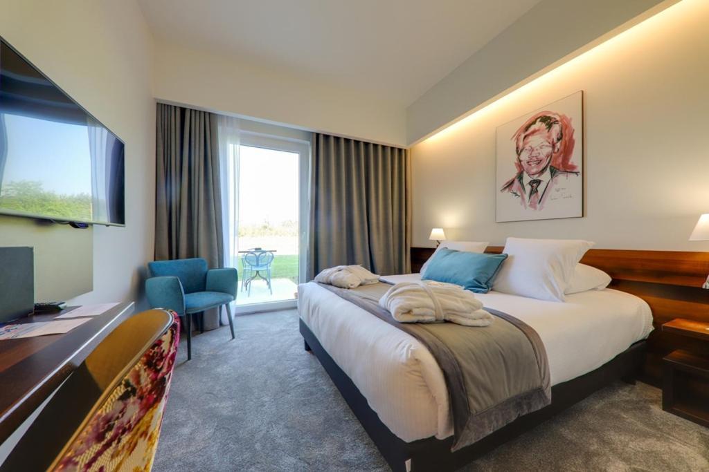 Best Western Plus Hotel & Restaurant Les Humanistes Colmar Nord セレスタ エクステリア 写真