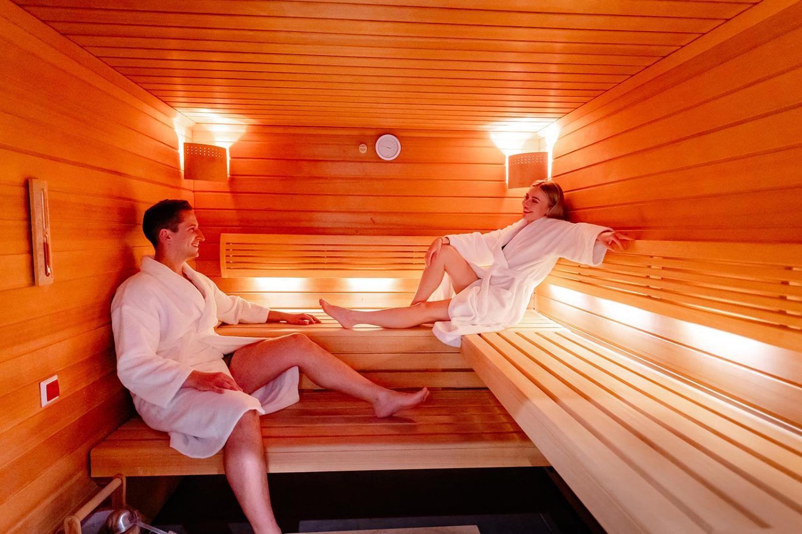 Best Western Plus Hotel & Restaurant Les Humanistes Colmar Nord セレスタ エクステリア 写真